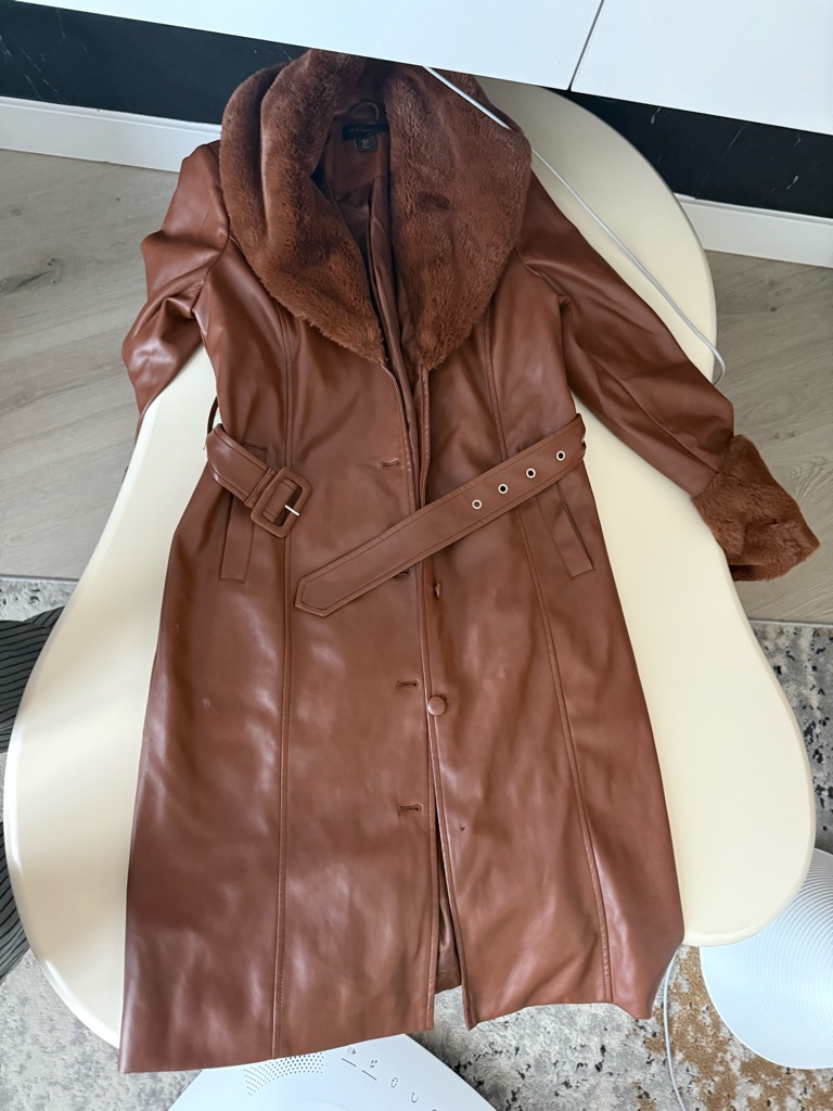 House Of Horllow Women's Brown Faux Leather Coat With Fur Collar